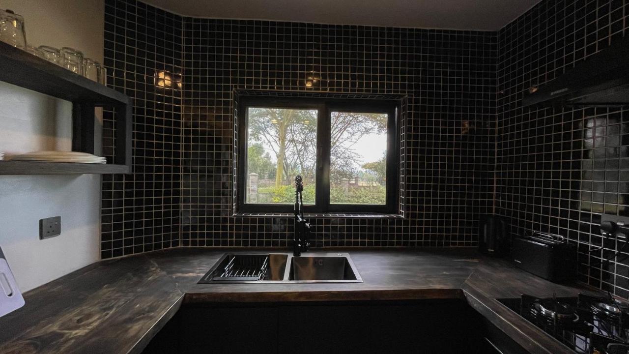 The Shed Villa Nakuru Bagian luar foto